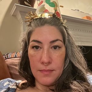 Meet your Posher, Leah